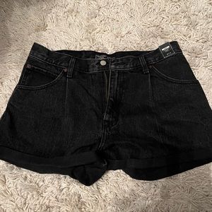 NWT Abercrombie black denim high rise shorts
